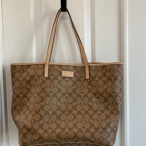 Well loved Coach shoulder bag